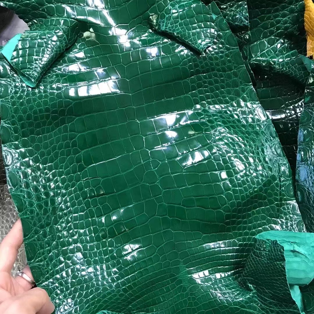 Uncle Bench Hermes Leather crocodile shiny emerald green customized