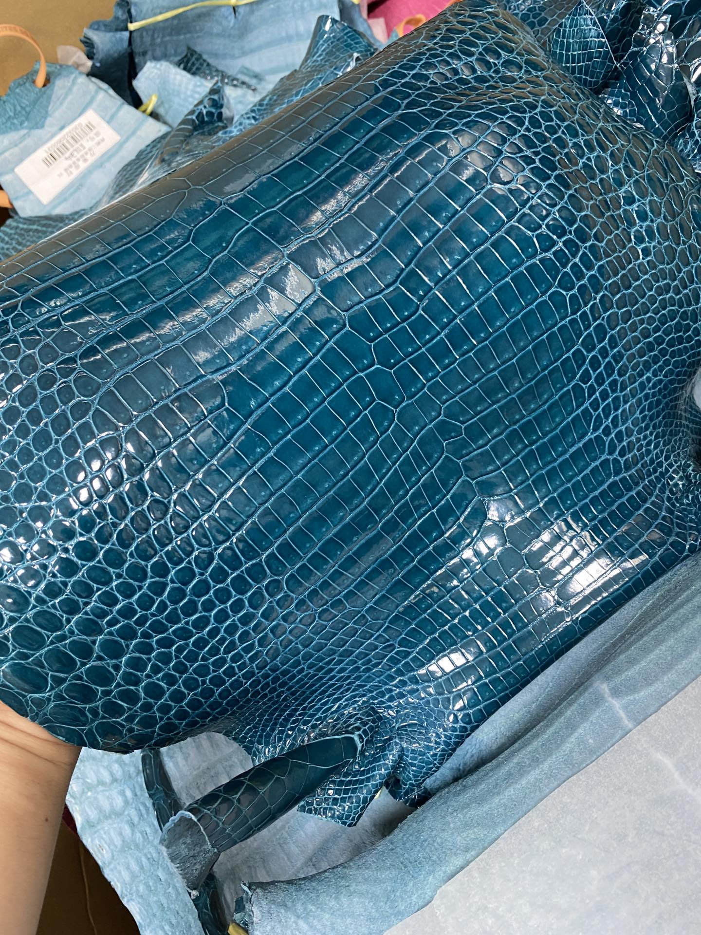 Uncle Bench Hermes Leather new Porosus shiny W0 Vert Bosphore customized