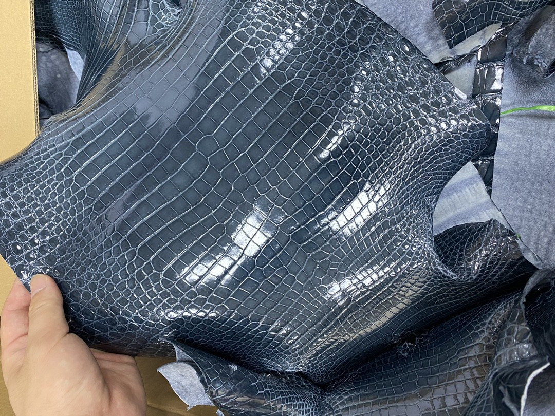 Uncle Bench Hermes Leather new Porosus shiny N7 dark blue customized