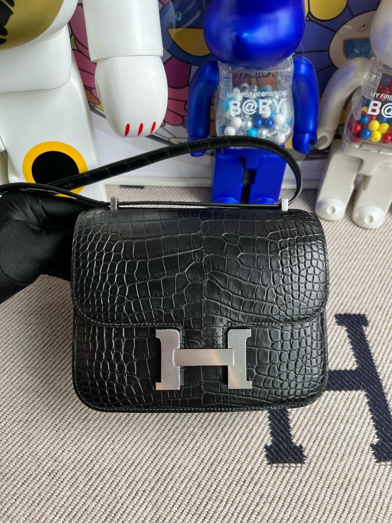 Uncle Bench Hermes Constance Alligator matt ck89 Noir Silver Hardware 18cm Full Handmade
