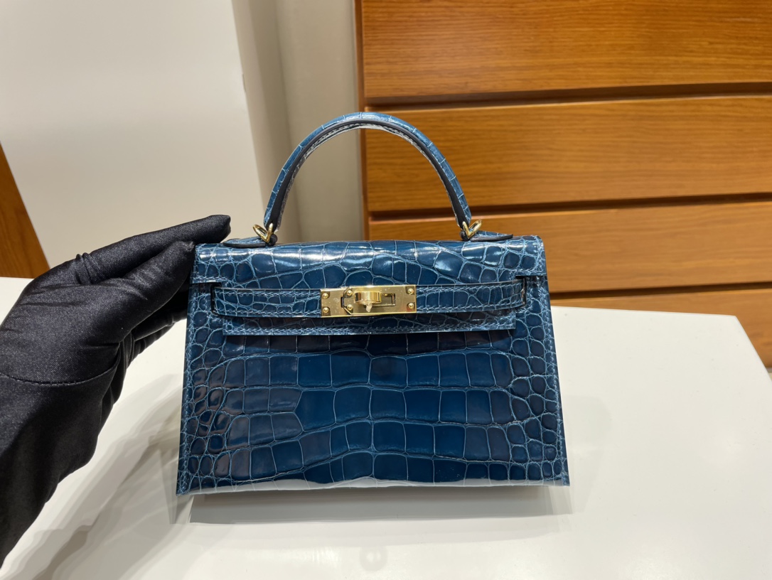 Uncle Bench Hermes Mini kelly Alligator shiny W0 Vert Bosphore Green Gold Hardware GHW 19cm Full Handmade