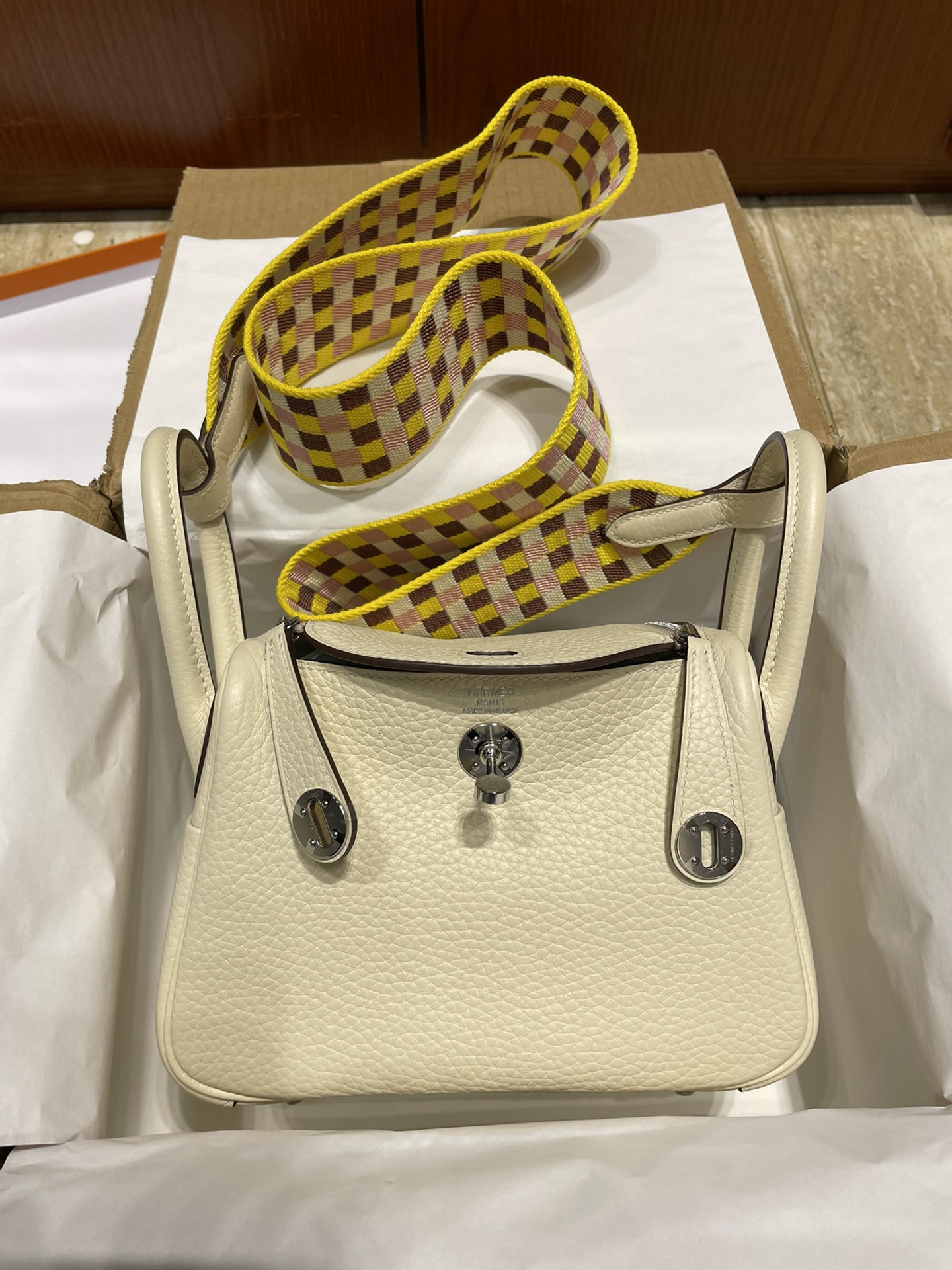 Uncle Bench Hermes Mini lindy Clemence new Creamy white wide Woven straps Silver Hardware PHW 20cm Full Handmade
