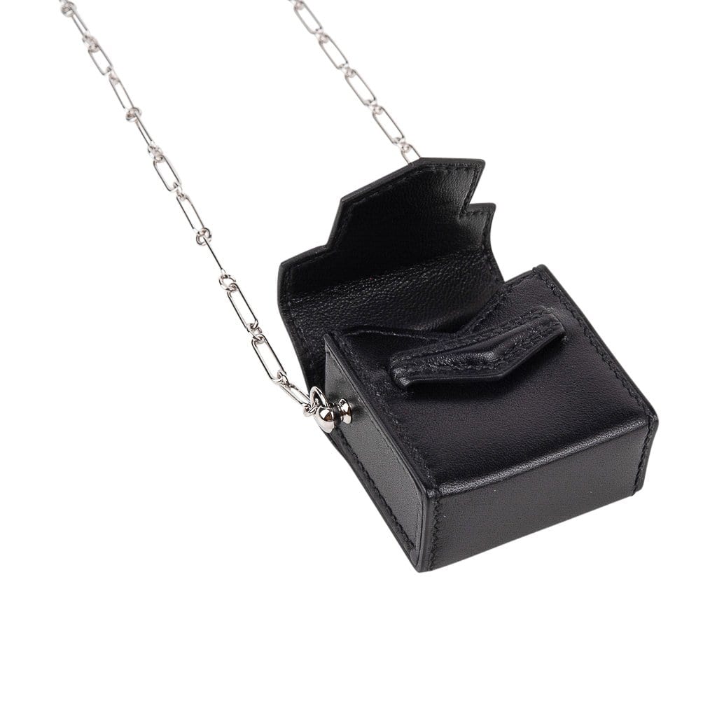 Hermès Micro Sac Noir 46 MM Noir Villandry Paper Clip Chain Palladium Hardware – Limited Edition Hermes Micro Sac Limited Edition Noir 46 MM Noir Villandry Paper Clip Chain Bag Palladium Hardware - view 4
