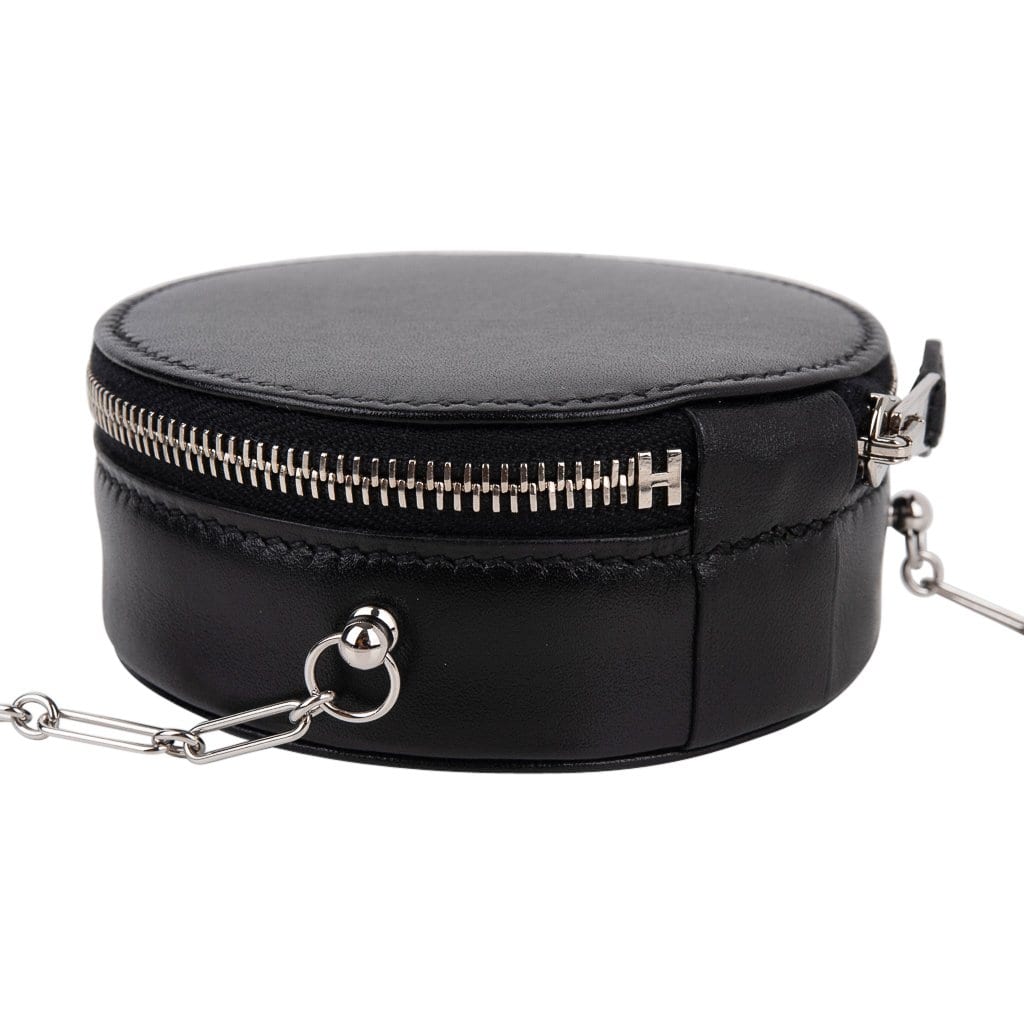 Hermès Micro Rond Veau Noir Villandry Paper Clip Chain – Limited Edition Hermes Limited Edition Micro Rond Veau Noir Villandry Bag Paper Clip Chain - view 3