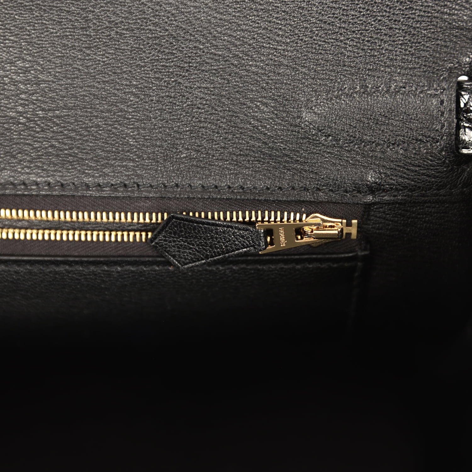 Hermès Birkin 30 Black Shiny Crocodile Niloticus Gold Hardware Hermes Birkin 30 Black Shiny Crocodile Niloticus Gold Hardware - view 9