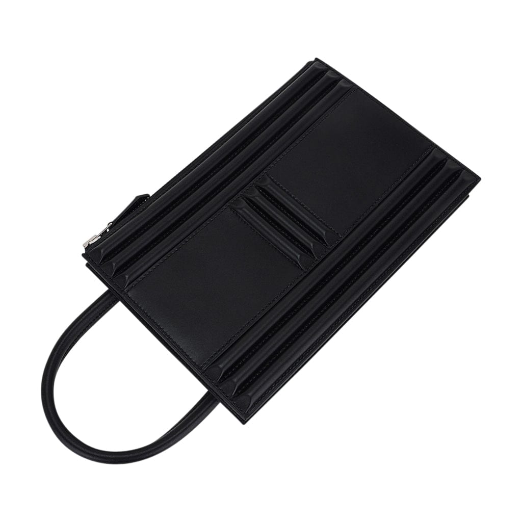 Hermès Cadena Black Tadelakt Leather – Limited Edition Hermes Limited Edition Cadena Bag Black Tadelakt Leather - view 5