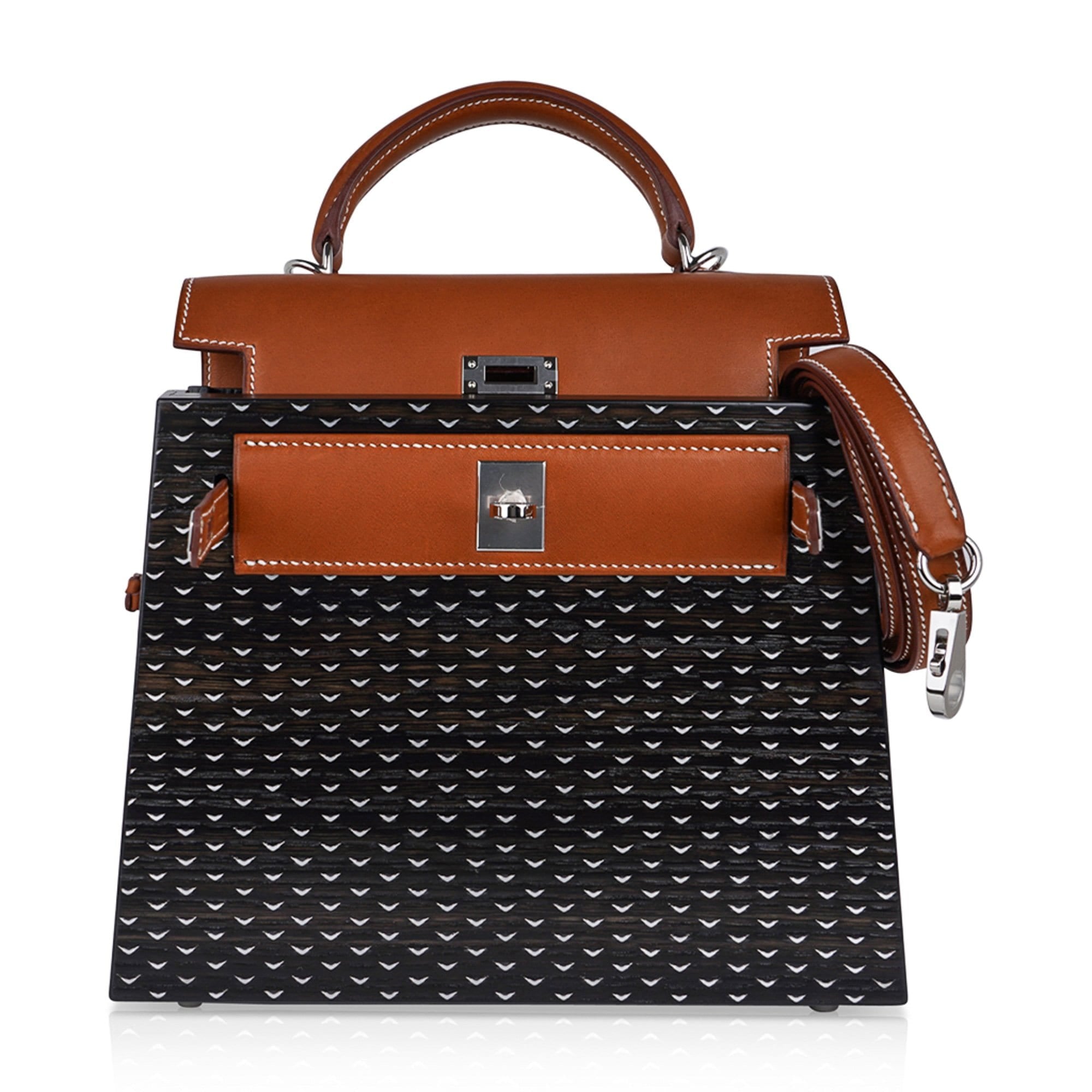 Hermès Kellywood 22 Bog Oak Barenia Leather Palladium Hardware – Limited Edition Hermès Limited Edition Kellywood 22 Bag Bog Oak Barenia Leather Palladium Hardware - view 3