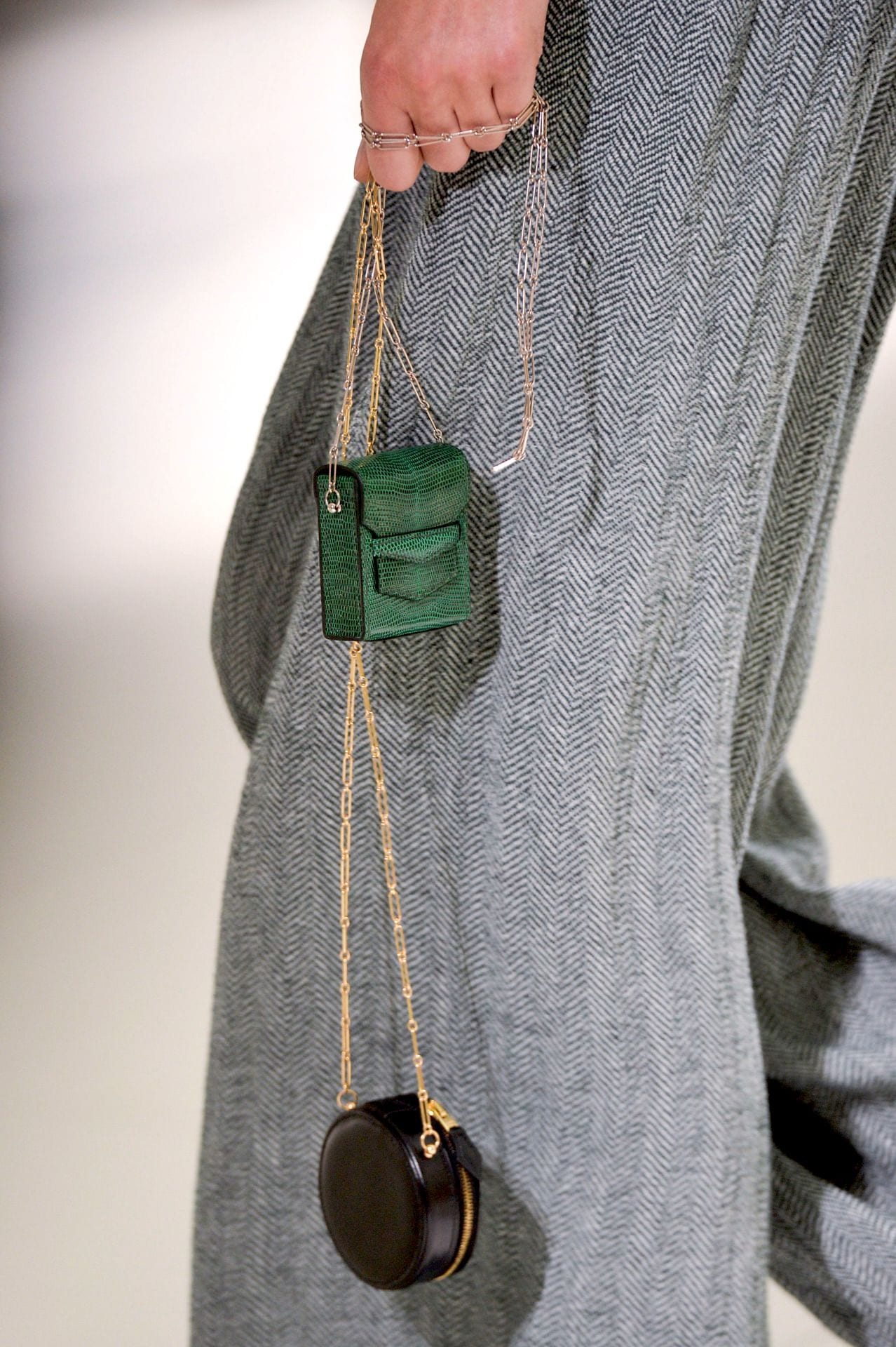 Hermès Micro Sac Noir 46 MM Noir Villandry Paper Clip Chain Palladium Hardware – Limited Edition Hermes Micro Sac Limited Edition Noir 46 MM Noir Villandry Paper Clip Chain Bag Palladium Hardware - view 12